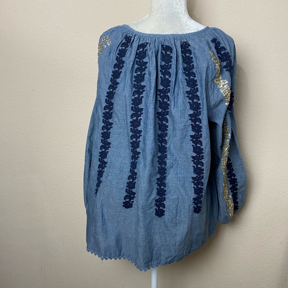 Denim 24/7 Blue Chambray Sequin & Embroidered Peasant Boho Blouse Size 18W - Picture 12 of 13
